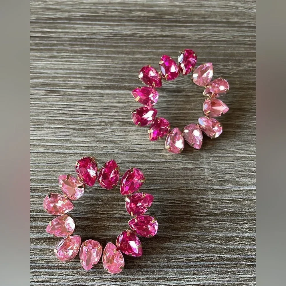 Pink round crystal stone stud A24